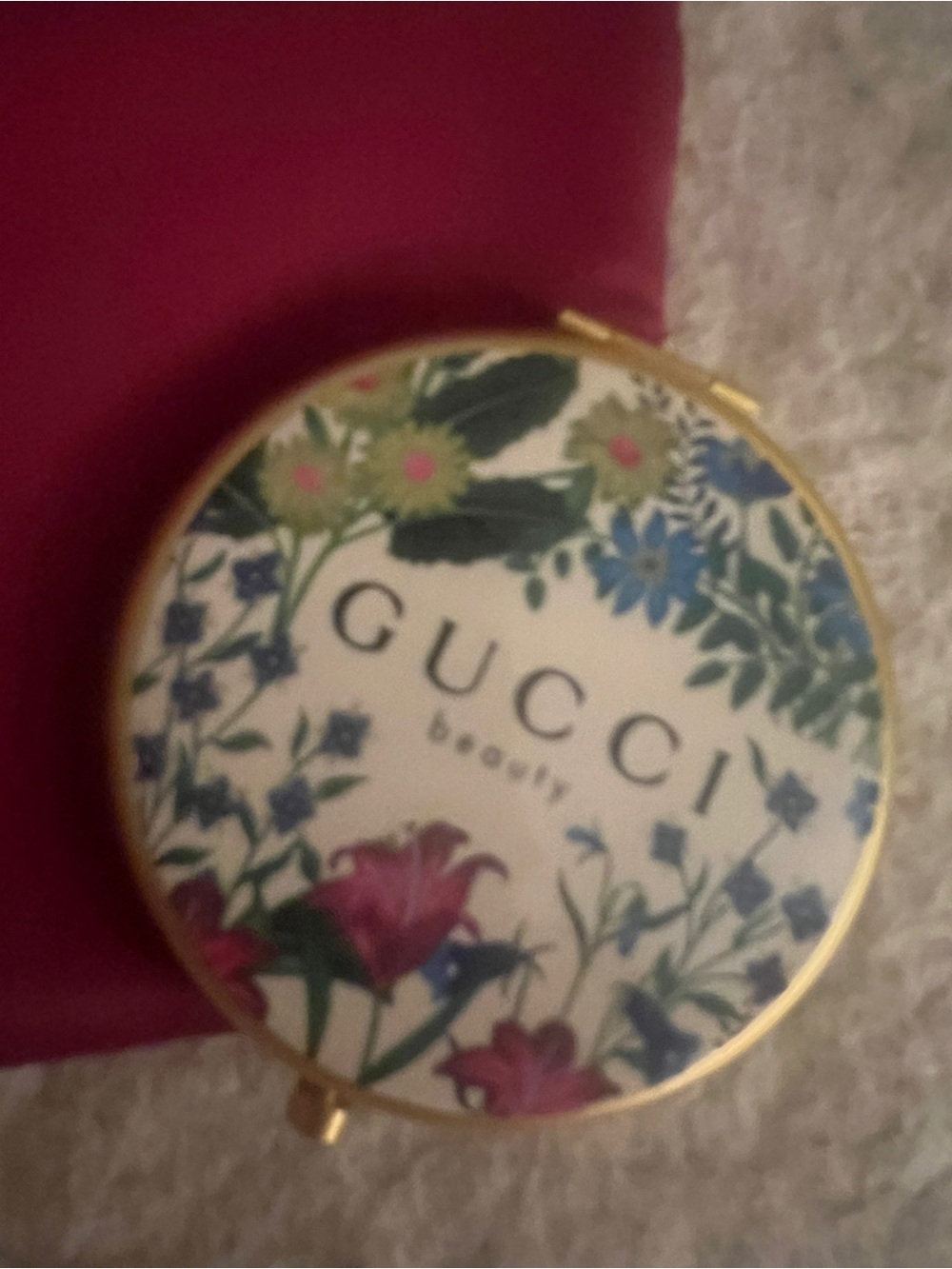 Gucci Compact Mirror - Picture 7 of 13
